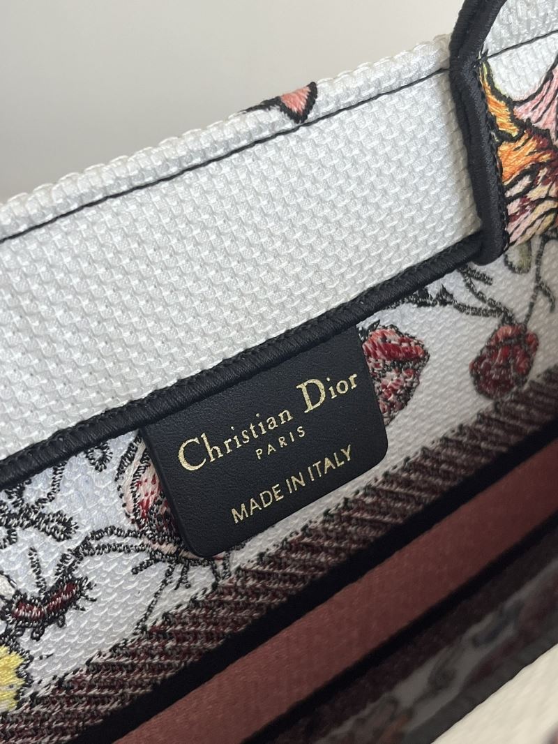 Christian Dior Shopping Bags